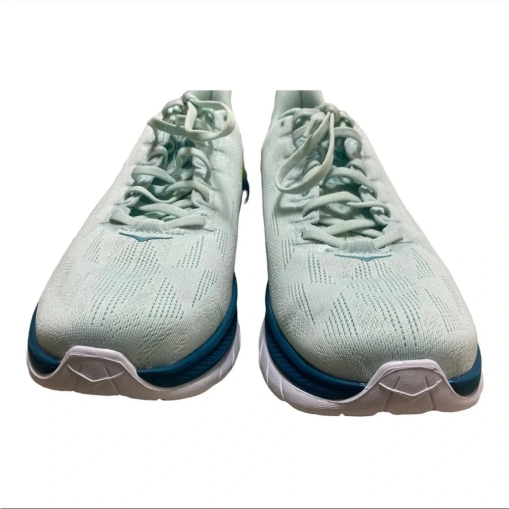 SOLD! New HOKA Men’s Running Mach 4 Sneakers - Picture 9 of 10